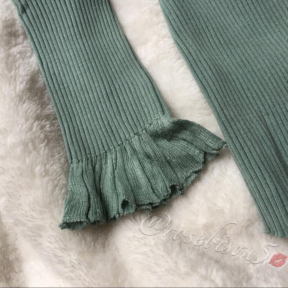 {LIMITED} Silk Knit Scoop Neck 3/4 Sleeve Top - Picture 3 of 8